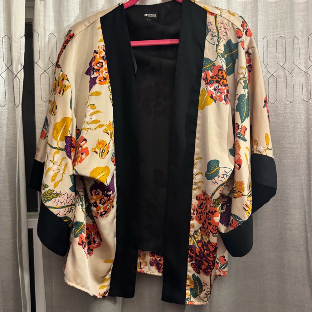 H&M Conscious Collection Black Floral Satin Kimono Top